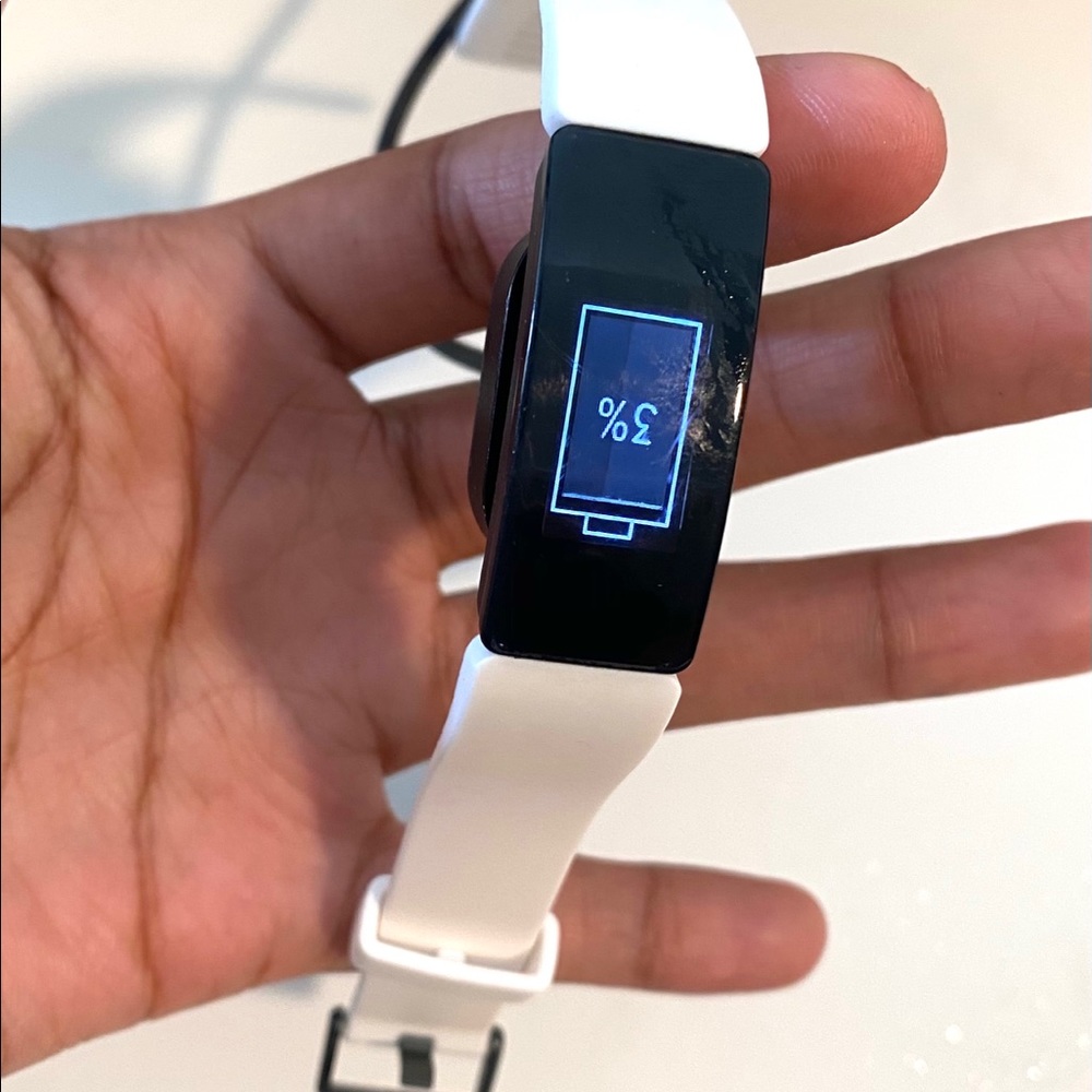 Fitbit - Picture 3 of 4